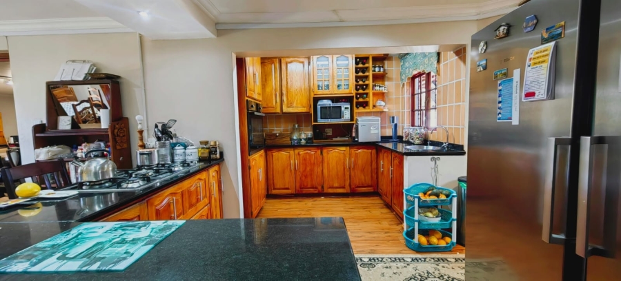 4 Bedroom Property for Sale in Mooivallei Park North West